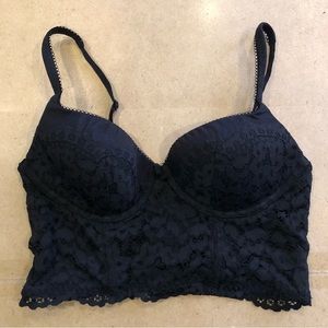 Victoria’s Secret black bra 34C